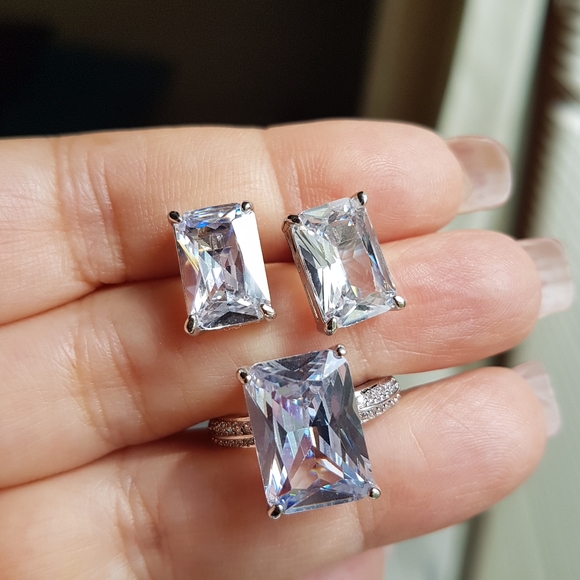 Swarovski Elements 925 Sterling Silver 6ct Emerald-cut Solitaire Ring NEW - Picture 11 of 14